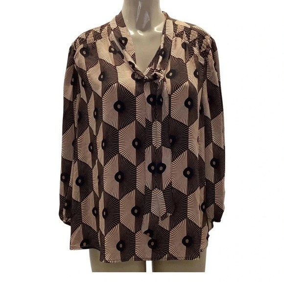 By Design Plus Size Tie Neck Smocked Shoulder Top. New With Tags - Picture 1 of 6